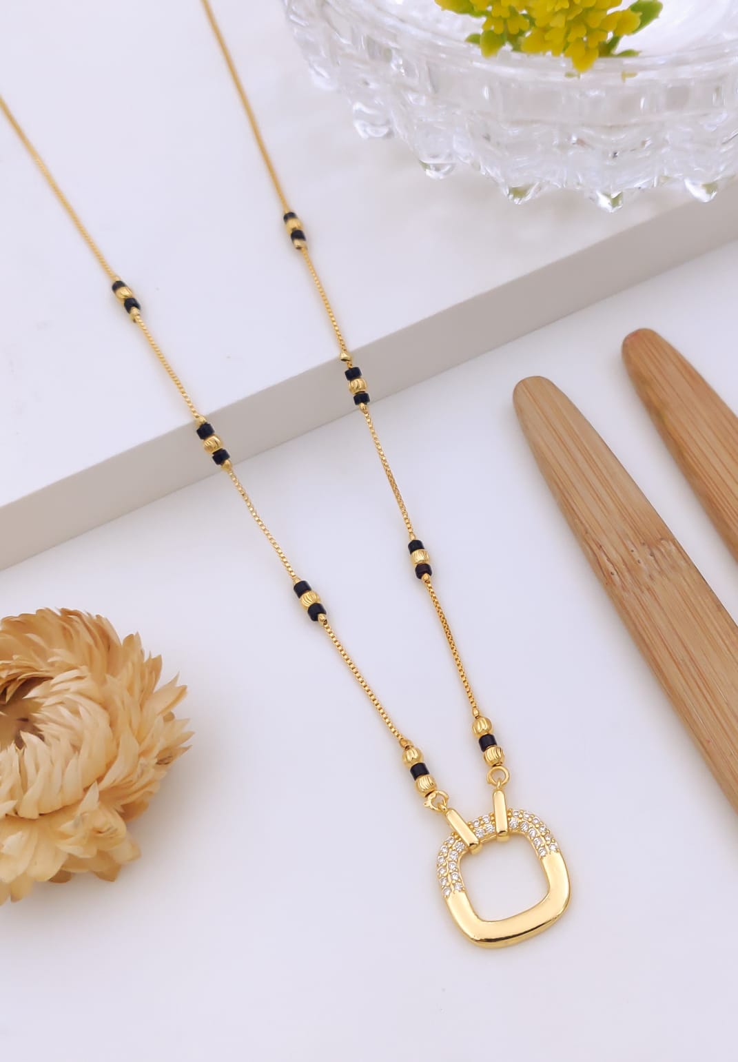 Elegant Belt-Buckle / Horseshoe CZ Gold Mangalsutra