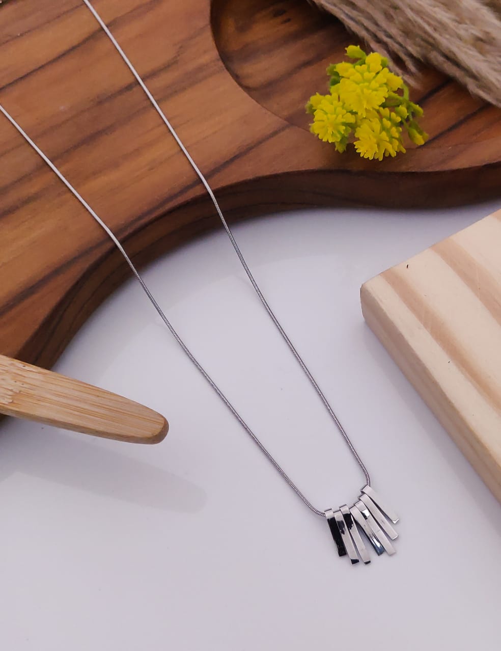 Minimalist Silver-Tone Snake Chain Necklace with Multi-Bar Fringe Pendant
