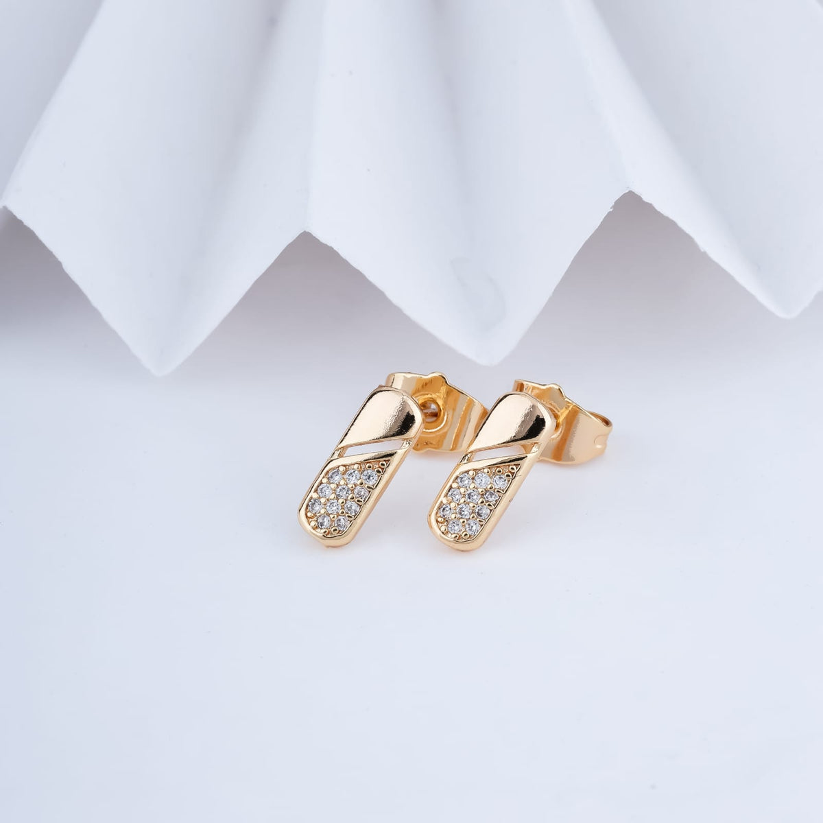Gold-Plated Capsule / Two-Tone Bar Cubic Zirconia Stud Earrings
