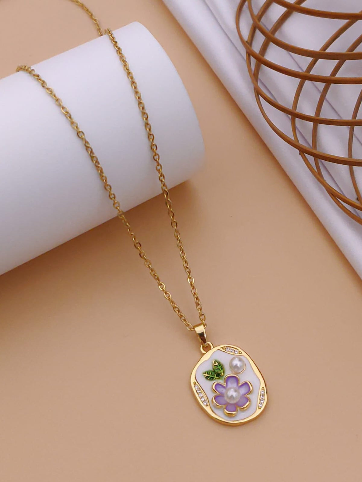Vintage Cream Enamel Floral & Pearl Oval Pendant Necklace